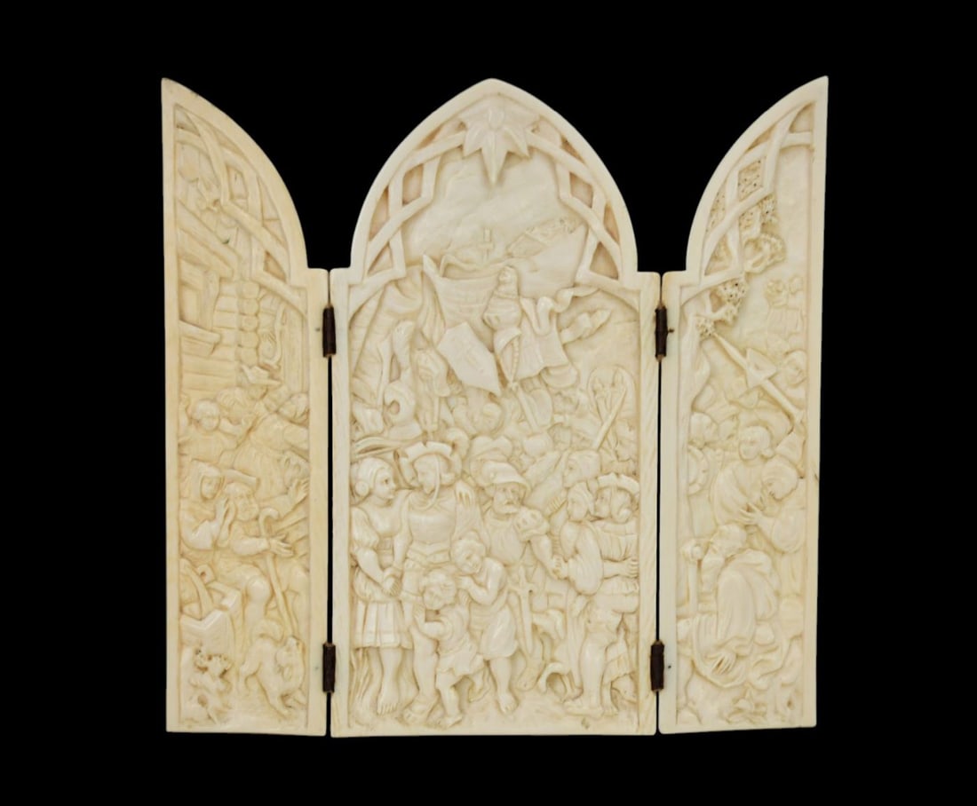 Antique Continental Tryptic Carving of Medieval Scene, 7 1/2"h x 7 3/4"w opened: Antique Continental Tryptic Carving of Medieval Scene, 7 1/2"h x 7 3/4"w opened