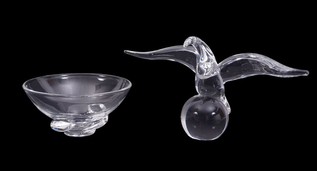 2 Steuben Crystal Signed Pcs, Bowl (3 1/2" x 6 1/2") And Seagull (6" x 12") (1 of 8)