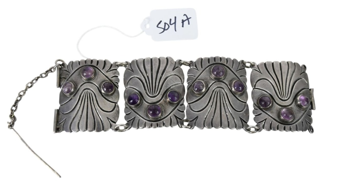 Heavy Mexican Sterling Silver Bracelet wt. 153 grams 7.5" L x 2.25" W: Heavy Mexican Sterling Silver Bracelet wt. 153 grams 7.5" L x 2.25" W