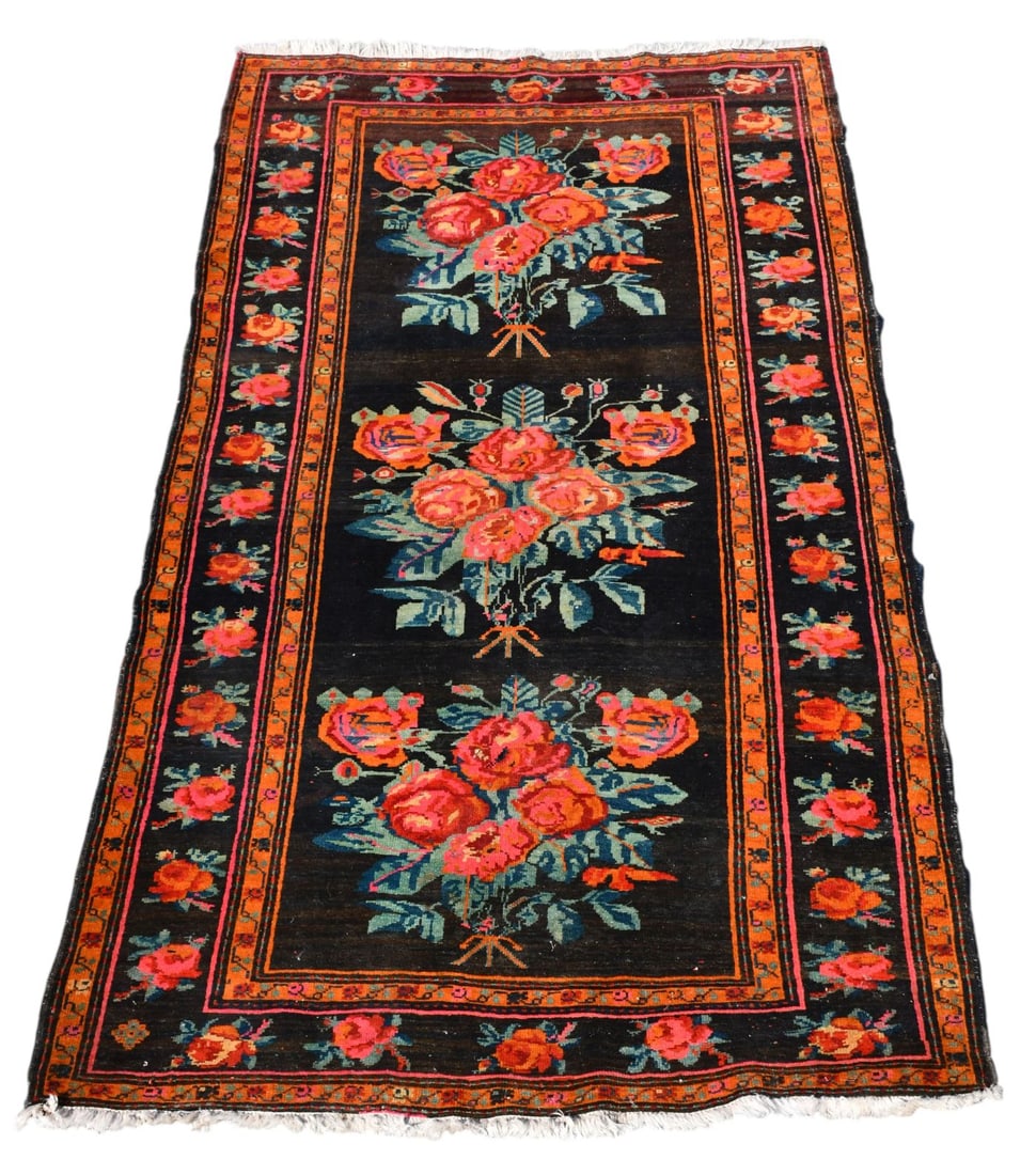 Oriental Rug/Carpet - Armenian floral Roses- 4.4 x 7.8 feet: Oriental Rug/Carpet - Armenian floral Roses- 4.4 x 7.8 feet