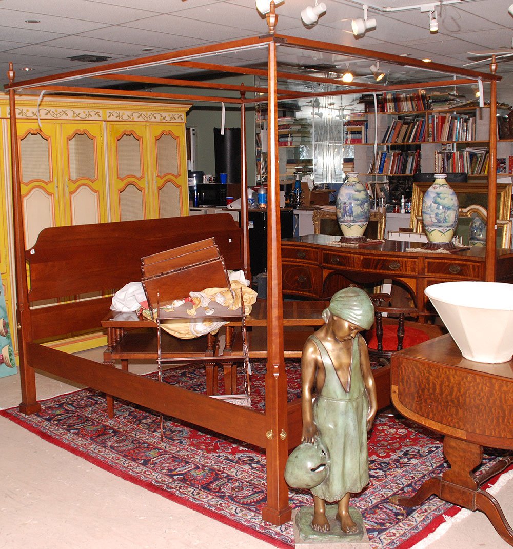 Canopy King size cherry bed frame: Canopy King size cherry bed frame