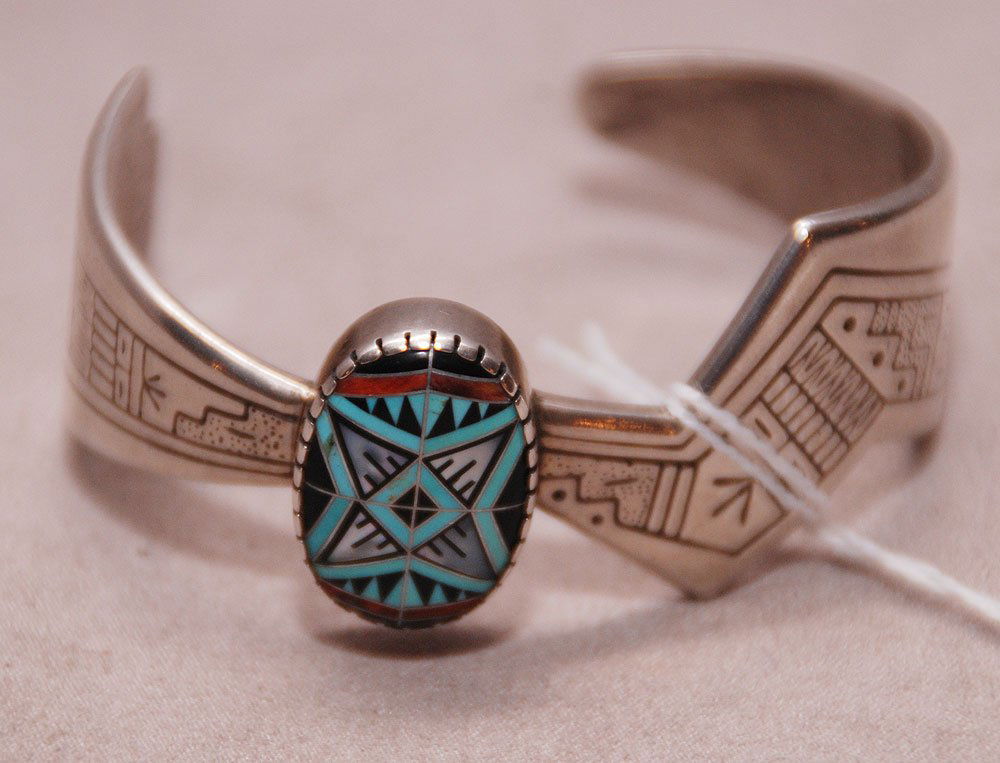 Vtg Old Pawn Zuni RTM Turquoise Coral Sterling Bracelet: Vtg Old Pawn Zuni RTM Turquoise Coral Sterling Bracelet Cuff Morning Star. Large Wide Heavy Native American Turquoise, Coral, Mother of Pearl Zuni Mosaic Inlay. Signed RMT-Roderick Tenorio. Gorgeous F