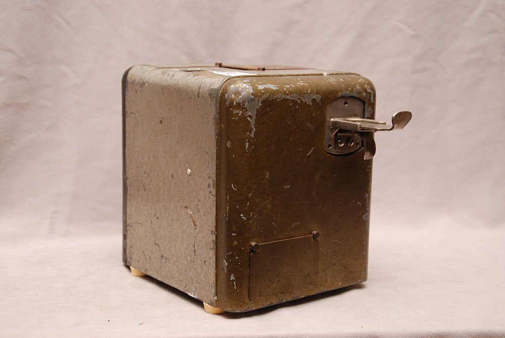 Antique bar slot machine: Antique bar slot machine