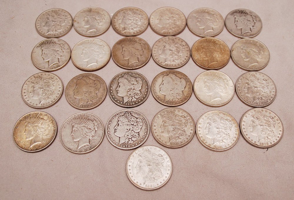 25 circulated silver dollars: 25 circulated silver dollars