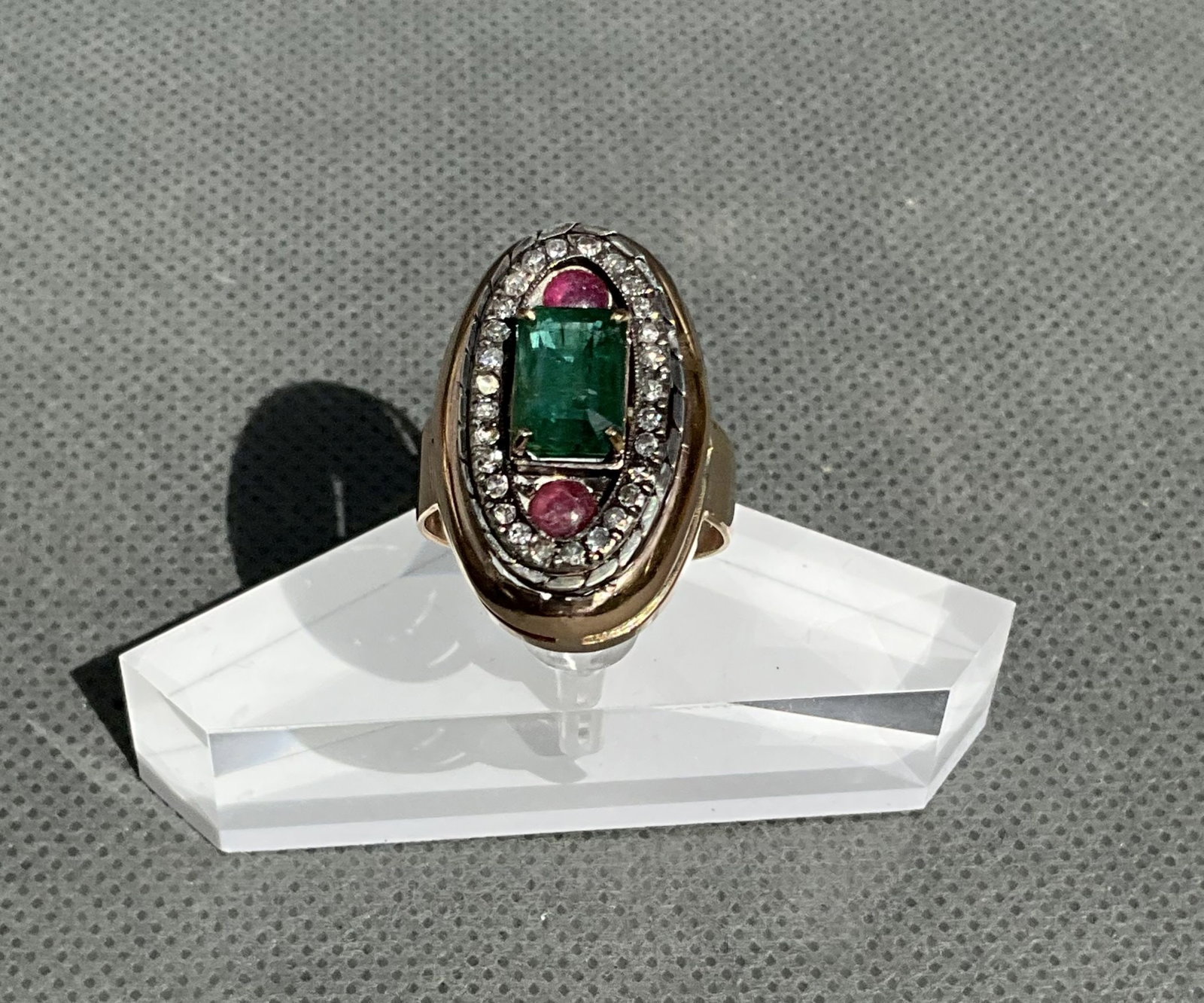 Russian Gold Diamond Emerald Ruby ring size - 4