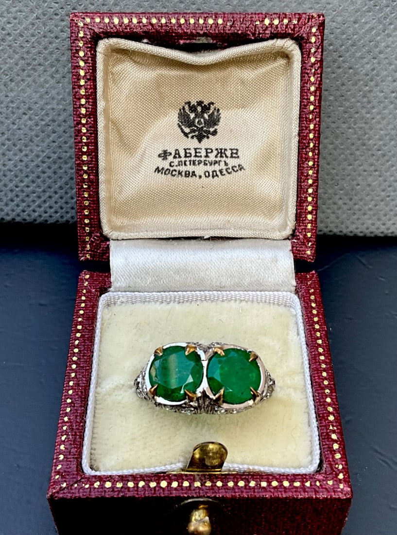 Russian Beautiful Platinum Gold Diamond Emerald ring size: Russian Beautiful Platinum Gold Diamond Emerald ring size 8.5 Beautiful Russian 14kt. gold and platinum approximately 5 carat in total . Emerald with the old cut diamonds, stamped 56 and maker marks. 