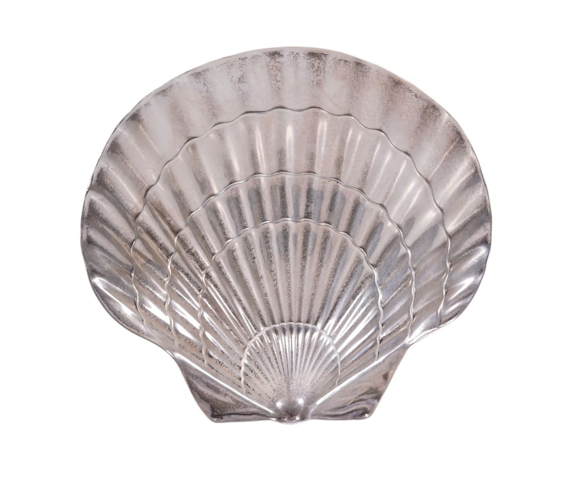 Tiffany & Co. Makers Sterling Silver Shell Dish, 6 ozt, 5 3/4"h x 6 1/4"w: Tiffany & Co. Makers Sterling Silver Shell Dish, 6 ozt, 5 3/4"h x 6 1/4"w