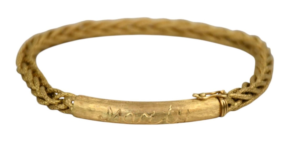 18K Yellow Gold Bracelet. 8.25" wt. 20.8 grams engraved Marty love Ronnie.: 18K Yellow Gold Bracelet. 8.25" wt. 20.8 grams engraved Marty love Ronnie.