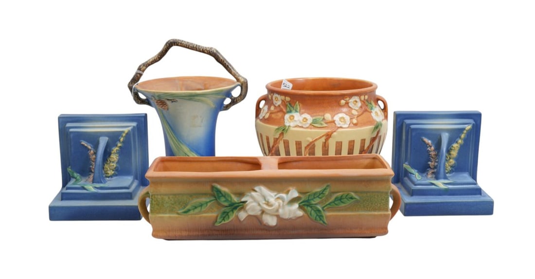4 Large Pcs. Roseville Pottery, Pair Bookends, Pine Needle Vase, Brown Round Planter and Brown Bulb: 4 Large Pcs. Roseville Pottery, Pair Bookends, Pine Needle Vase, Brown Round Planter and Brown Bulb Planter, Tallest 6 1/2"h x 10"dia