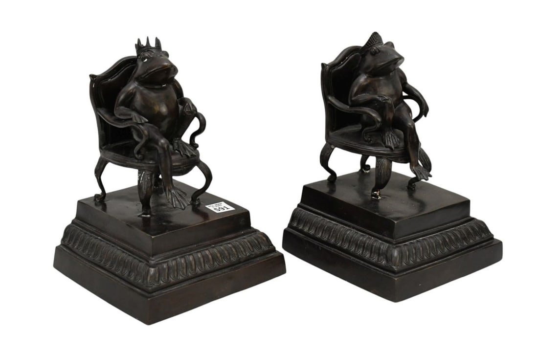 Pair Maitland Smith Bronze Seated Frogs, "King" & "Queen", 11"h x 7 1/2"square Base: Pair Maitland Smith Bronze Seated Frogs, "King" & "Queen", 11"h x 7 1/2"square Base