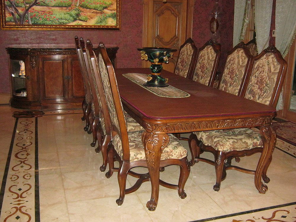 Dining room table (with 2 leaves) and 10 chairs, burled: Dining room table (with 2 leaves) and 10 chairs, Henredon label, burled wood top on carved cabriole legs with high back tapestry type upholstered chairs