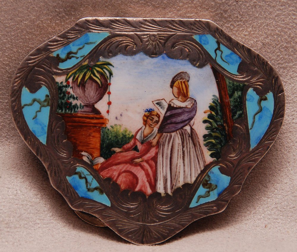 "925" enameled compact, Italian, 3"L: "925" enameled compact, Italian, 3"L