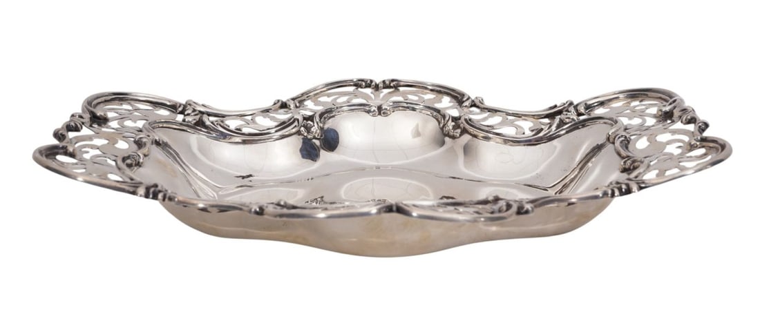 Theodore B. Starr Sterling Silver Basket, 26 ozt, 1 3/4"h x 12 1/2"w x 10 3/4"d (1 of 5)