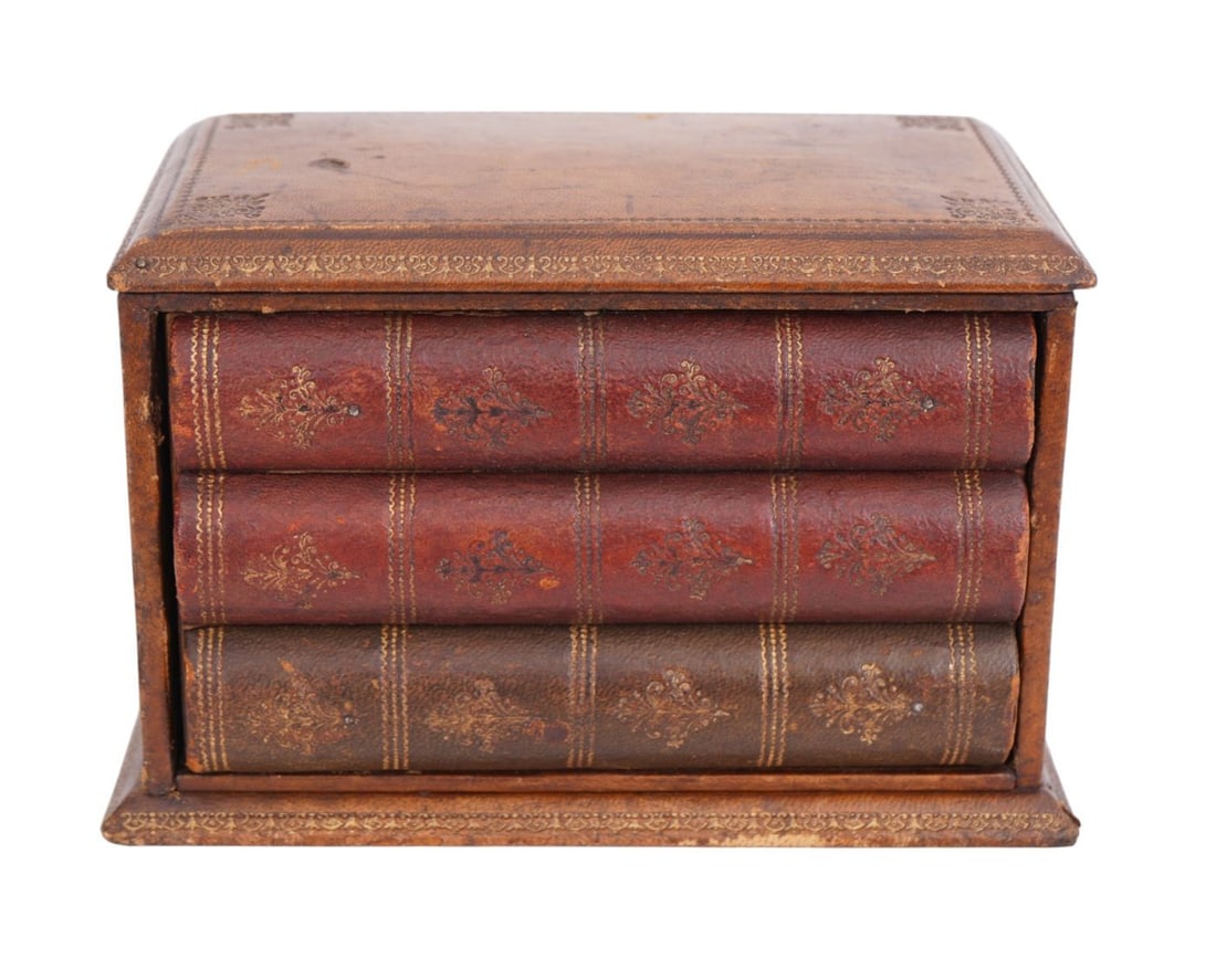 English Antique Leather revolving book-form inkwell, 5" high x 7.5" wide x 4.5" deep when closed, (1 of 11)