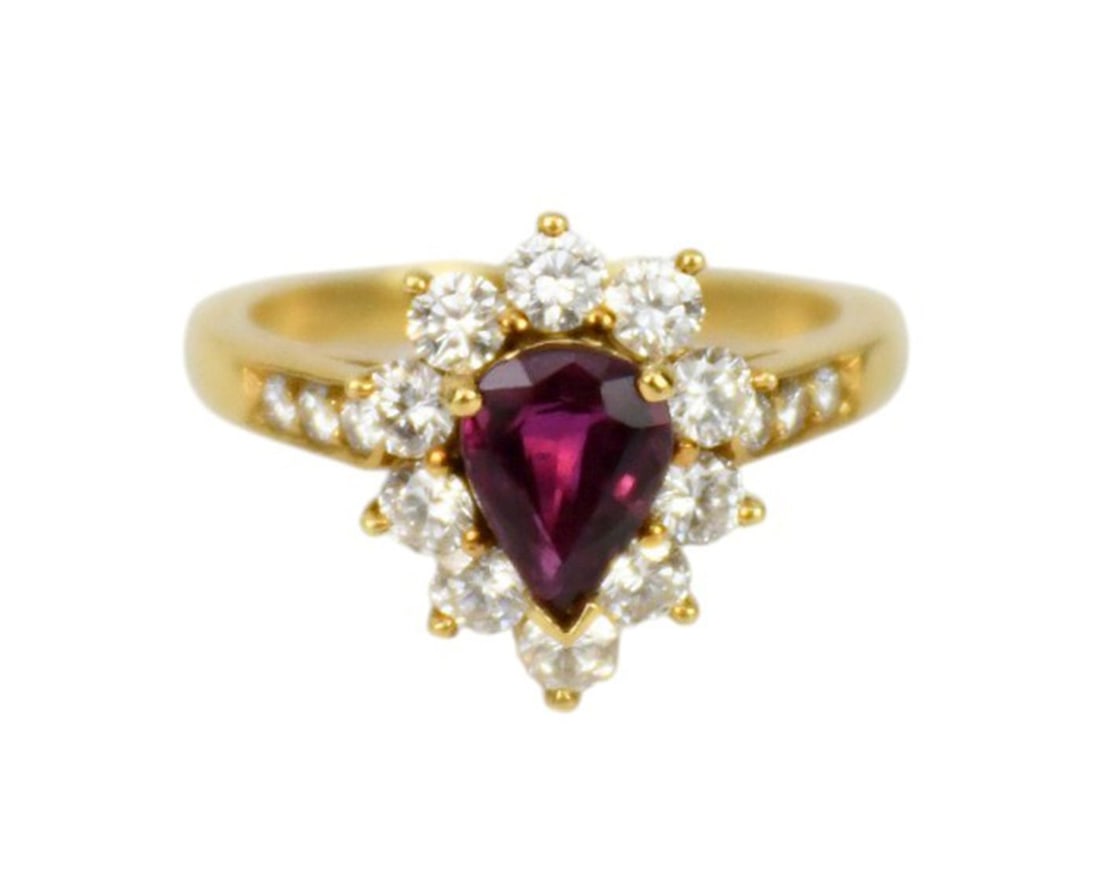 18K Yellow Gold Ruby Diamond Ring. Size 5.75-6, wt. 5.2 grams. Approx 3/4 tcw VS1 G with GIA (1 of 8)