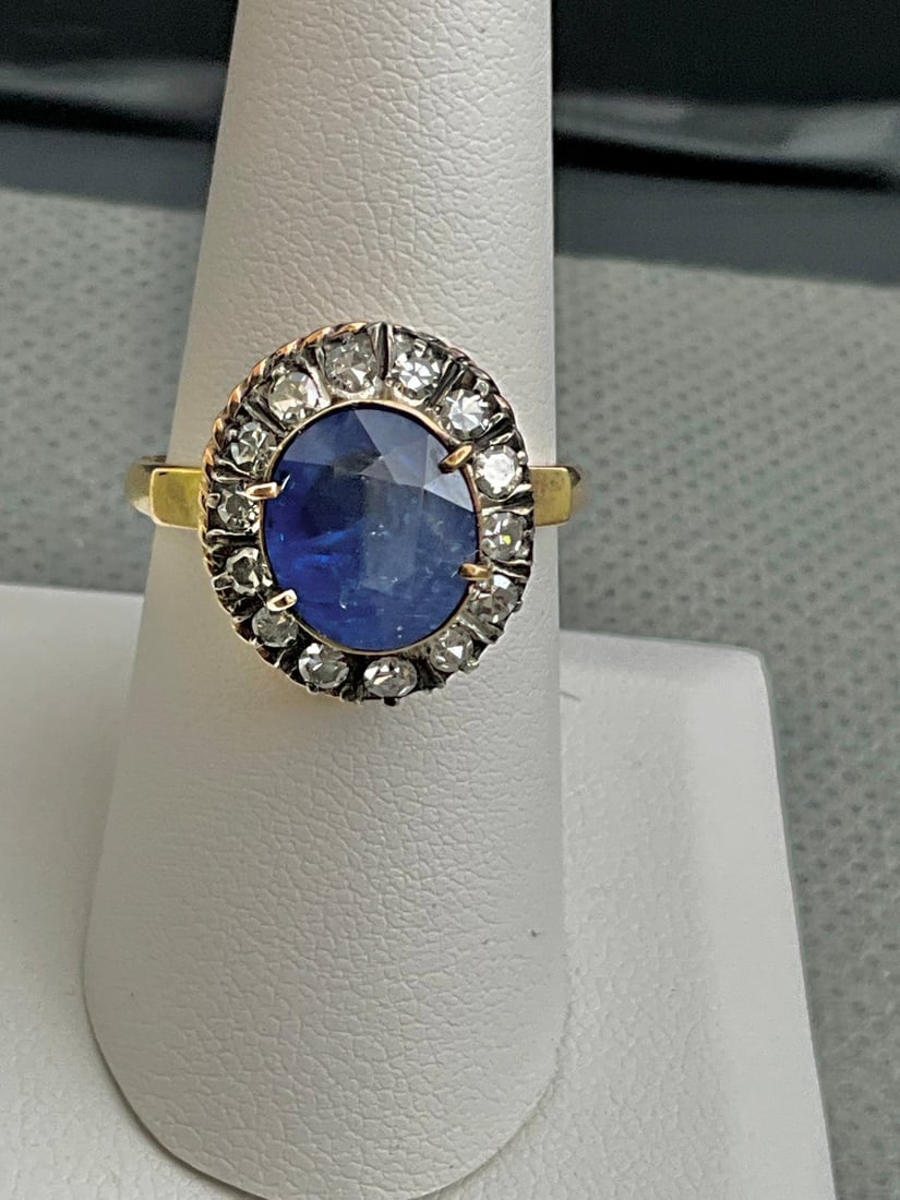 Russian 14ct. gold ring with 2.75ct. Sapphire Antique (1 of 10)