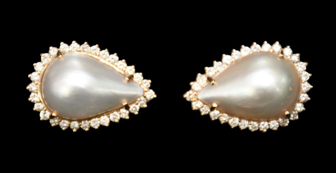 14K Yellow Gold Mabe Pearl Earrings with Diamond Accents. Wt. 12.1 grams, 1" x .75" *Payment Must: 14K Yellow Gold Mabe Pearl Earrings with Diamond Accents. Wt. 12.1 grams, 1" x .75"*Payment Must Fully Clear Before Item Will Be Released*