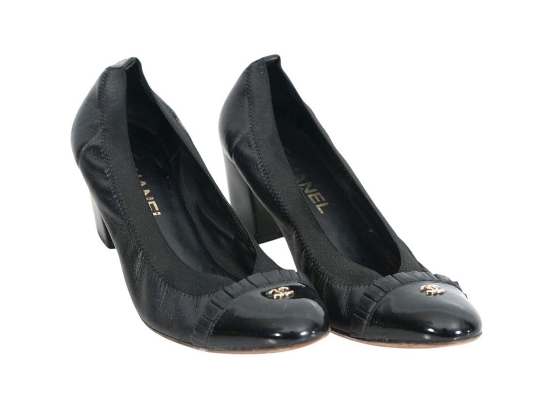 Chanel Escarpins Ballet Pumps, Soles Worn otherwise Good Condition, Size 38.5: Chanel Escarpins Ballet Pumps, Soles Worn otherwise Good Condition, Size 38.5