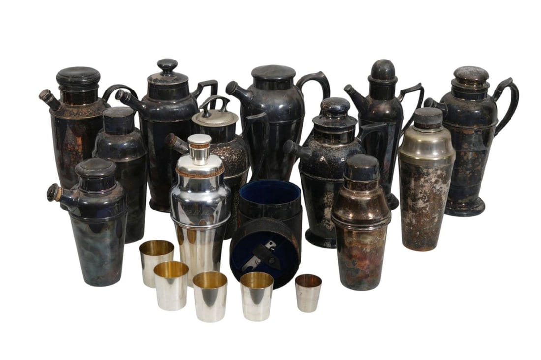 12 pcs Barware, Assortment of Bernard Rice's Sons, Viking and also includes a Silverplate Travel Set (1 of 17)