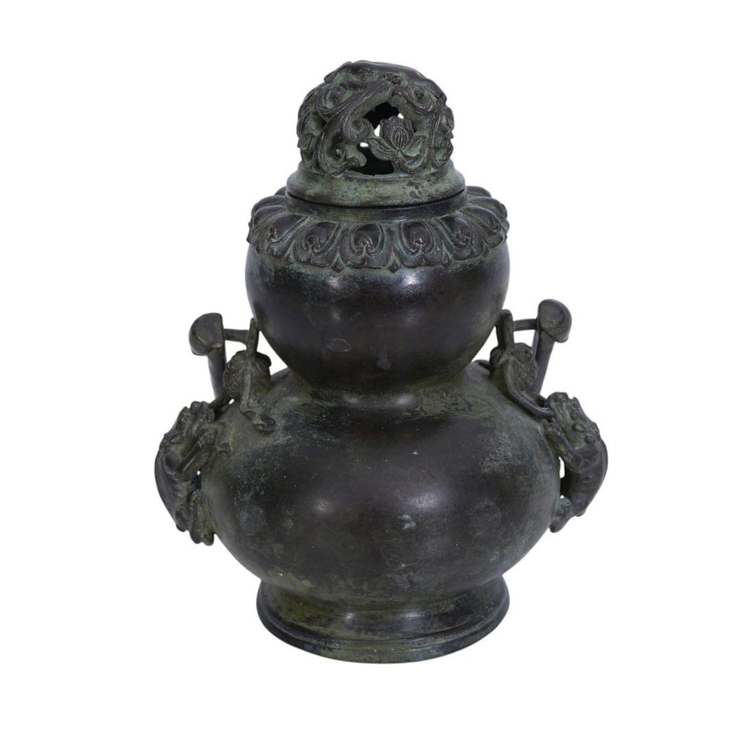 Chinese Bronze Censer, Gourd Form with Lions & Bale Handles (1 of 10)
