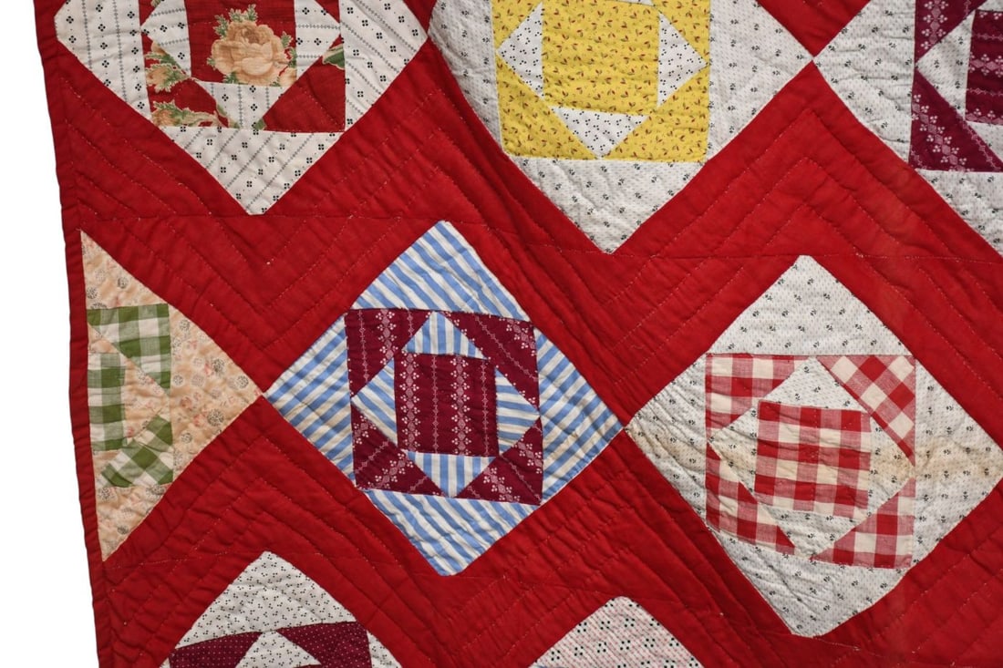 American Patchwork Quilt, 5'5" x 7'2" - 3