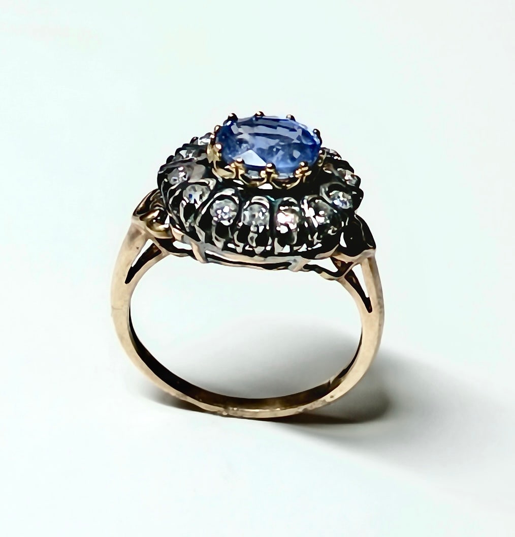 Russian Fabergé era gold diamonds 2..2 ct Sapphire ring size 8.5 Beautiful 14 ct. gold ,: Russian Fabergé era gold diamonds 2..2 ct Sapphire ring size 8.5 Beautiful 14 ct. gold , diamonds , approximately 2.2 beautiful color blue sapphire ring stamped 56 and maker marks the weight is 4