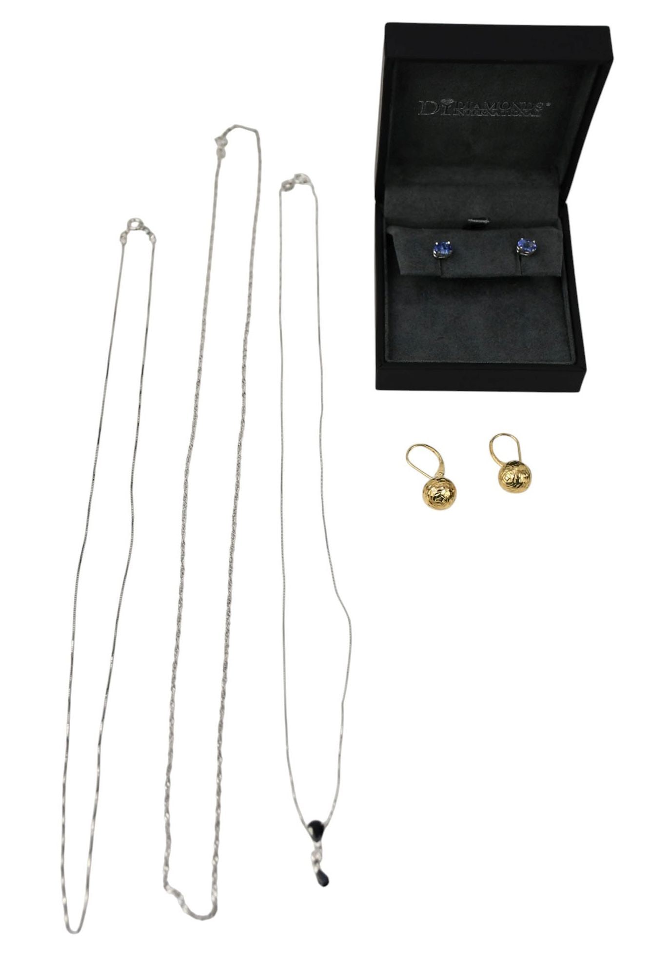 14K Yellow White Gold Lot. 2- 14K white Gold Necklaces and 1 10K white gold necklace 18" - 22" ,: 14K Yellow White Gold Lot. 2- 14K white Gold Necklaces and 1 10K white gold necklace 18" - 22" , white gold Tanzanite stud earrings and Yellow gold earrings 1". 14K Wt. 4.6 and 10K wt. 1.4