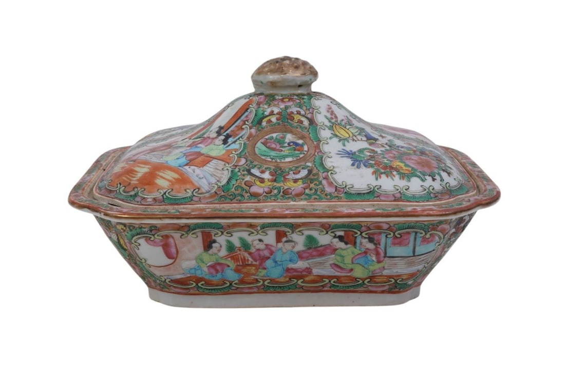 Rose Medallion 19th c. Covered 2 Pc. Square Bowl, 2 3/4"h x 10"w (1 of 7)