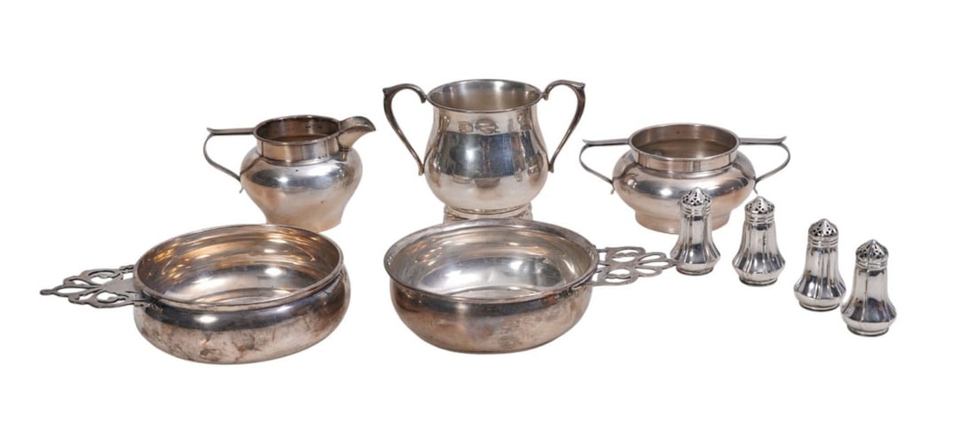 Sterling Silver Lot, 2 Porringers, Creamer, Sugar, Open Sugar and 4 S & P Shakers, 16 ozt. Tallest: Sterling Silver Lot, 2 Porringers, Creamer, Sugar, Open Sugar and 4 S & P Shakers, 16 ozt. Tallest 3"h x 6"w