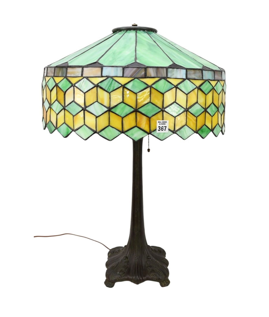 Vintage Art Glass Table Lamp, Leaded Green Slag glass- 18 inch diameter shade. on Metal Base.: Vintage Art Glass Table Lamp, Leaded Green Slag glass- 18 inch diameter shade. on Metal Base. Overall 27 inches tall.