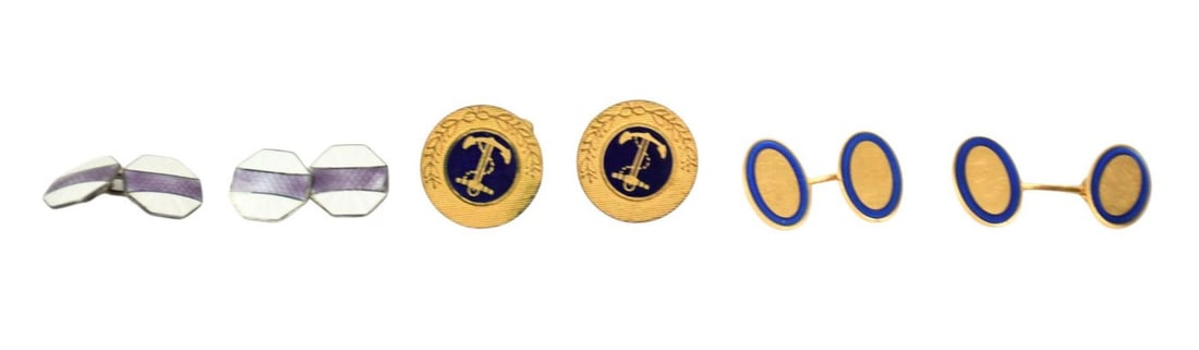 18K Gold, Sterling and Costume Cufflink Lot. 18K gold cufflinks 11.1 grams, sterling cufflink 5.5: 18K Gold, Sterling and Costume Cufflink Lot. 18K gold cufflinks 11.1 grams, sterling cufflink 5.5 grams and London badge and button cufflink.