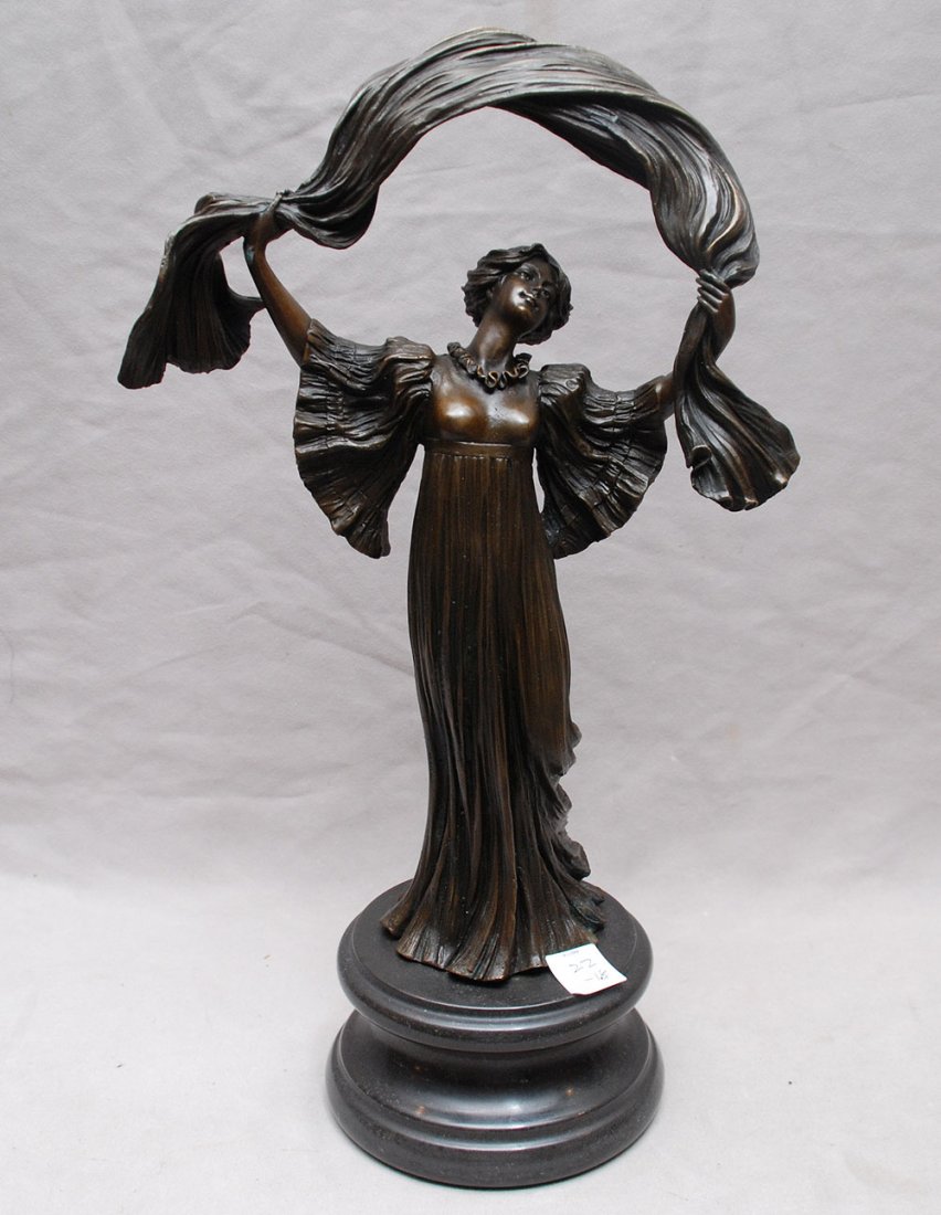 Bronze Edwardian woman, detailed, 14"h: Bronze Edwardian woman, detailed, 14"h