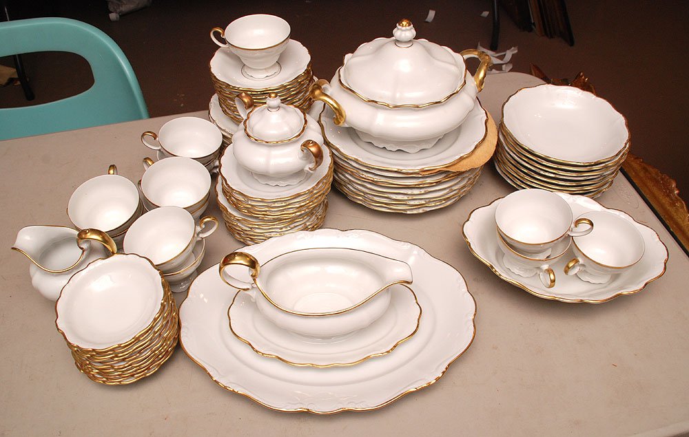 China service, Johann Limoges, Bavaria, white/gold trim