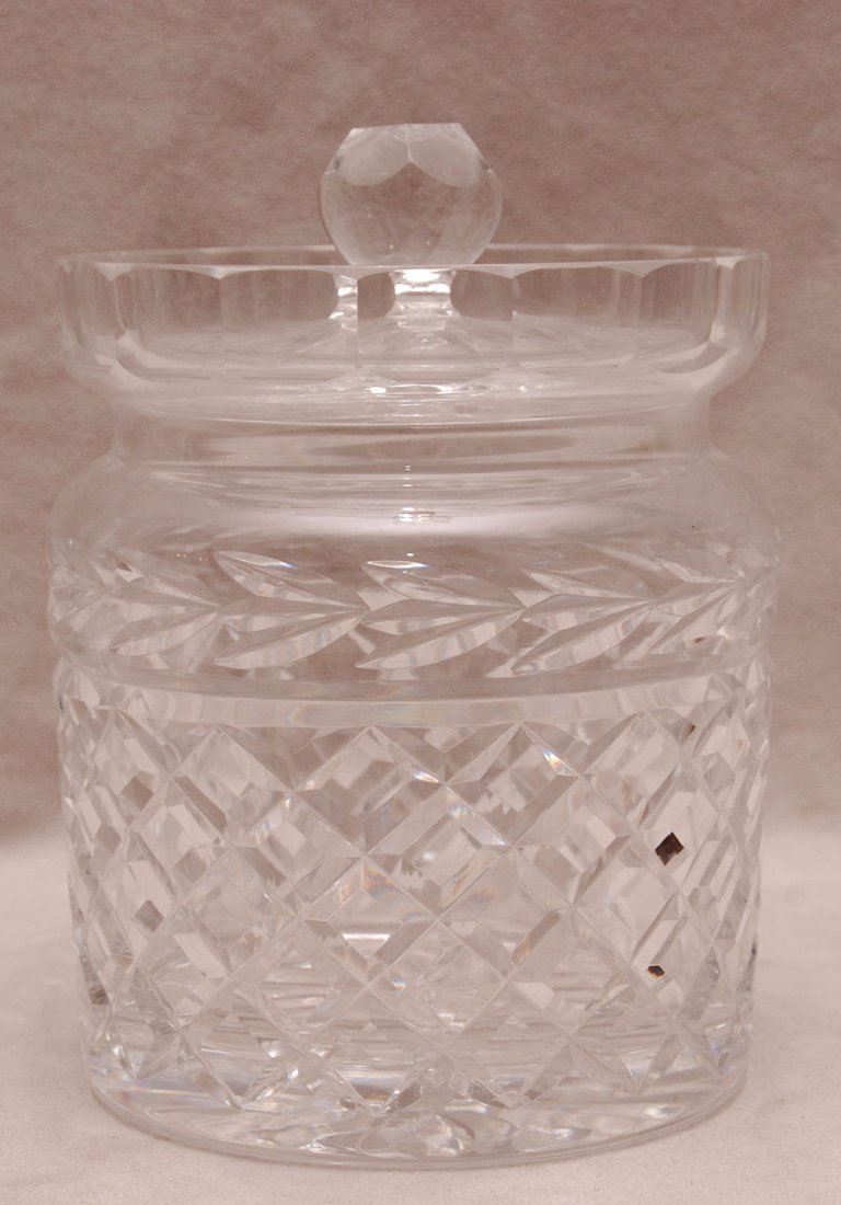 Waterford covered biscuit jar, 6"H x 5"L: Waterford covered biscuit jar, 6"H x 5"L