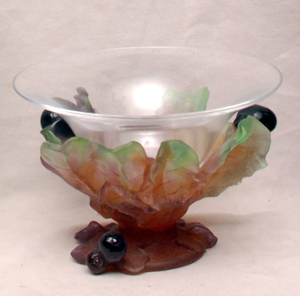 Modern Daum crystal bowl, signed "Daum, France" on: Modern Daum crystal bowl, signed "Daum, France" on underside, 6"h x 9 1/2"dia