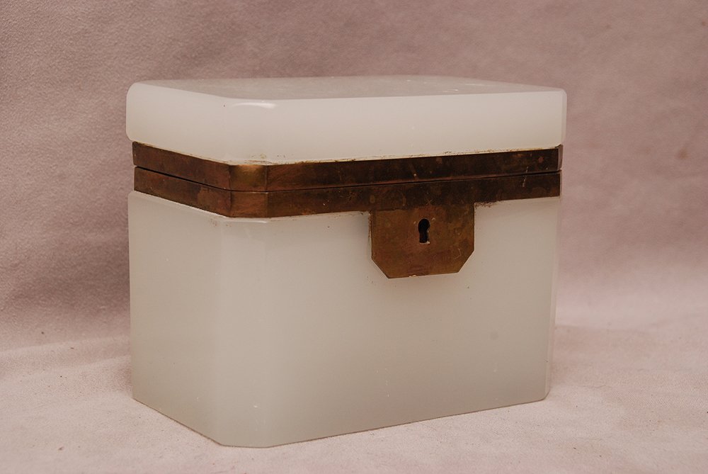 Opaline hinged box with key, 4 1/4"h x 5 1/2"w: Opaline hinged box with key, 4 1/4"h x 5 1/2"w