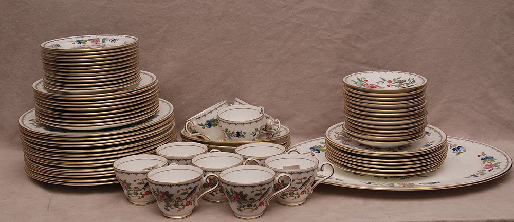 Aynsley dinner service, Pembroke Reproduction pattern, : Aynsley dinner service, Pembroke Reproduction pattern, incl; 14 plates (10"dia), 18 plates (8 1/4"dia), 14 plates (5 3/4"dia), 13 plates (6 1/4"dia), 4 soup bowls, 10 teacups and 1 platter