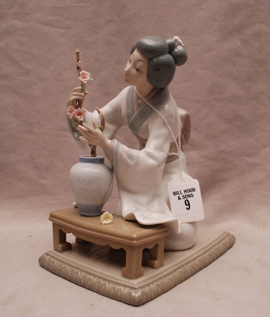 Lladro oriental lady with pink flowers and vase, 7: Lladro oriental lady with pink flowers and vase, 7 1/2"h