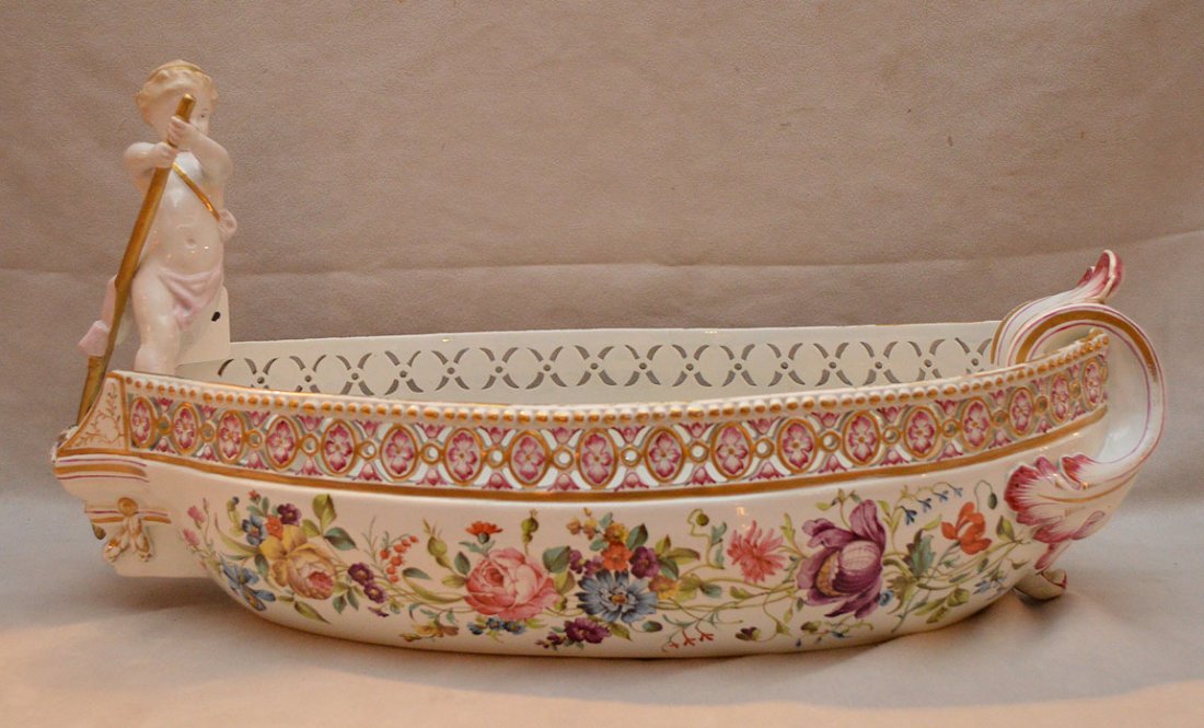 Fabulous Faience centerpiece, 9"h x 19"w x 8 1/2"d: Fabulous Faience centerpiece, 9"h x 19"w x 8 1/2"d