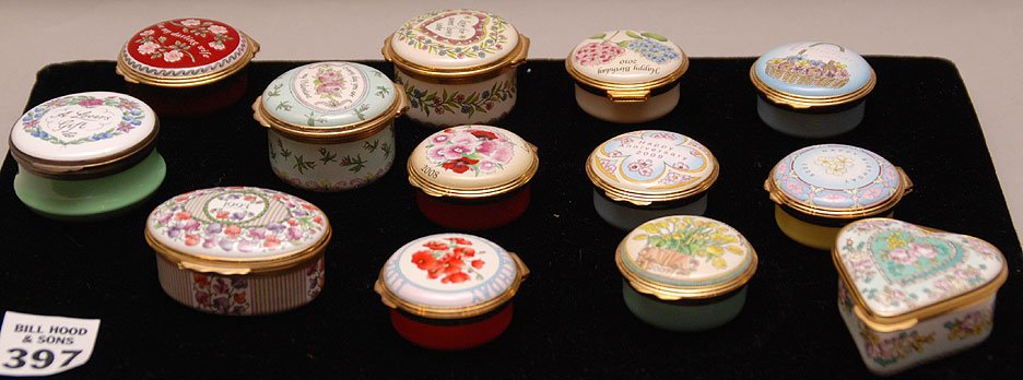 12 Halcyon Days enamel boxes, one is a heart music box,: 12 Halcyon Days enamel boxes, one is a heart music box, others are love motif AND 1 Crummles & Co. enamel box
