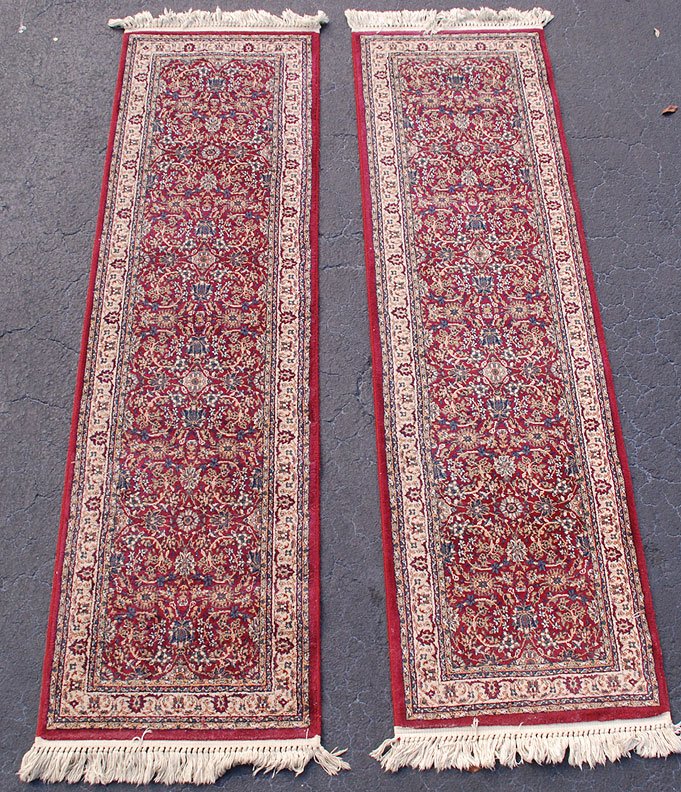 Pr. long Oriental design Decorative runners, reds & blu: Pr. long Oriental design Decorative runners, reds & blues, approx. 2'2" x 8'4"