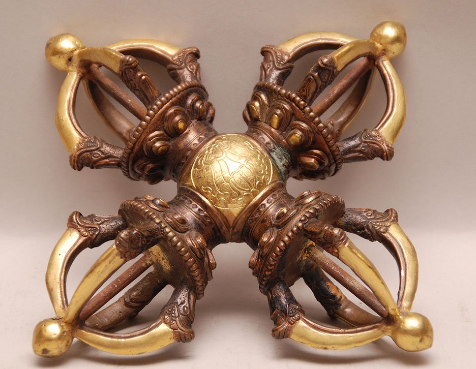 Bronze crown fixture: Bronze crown fixture