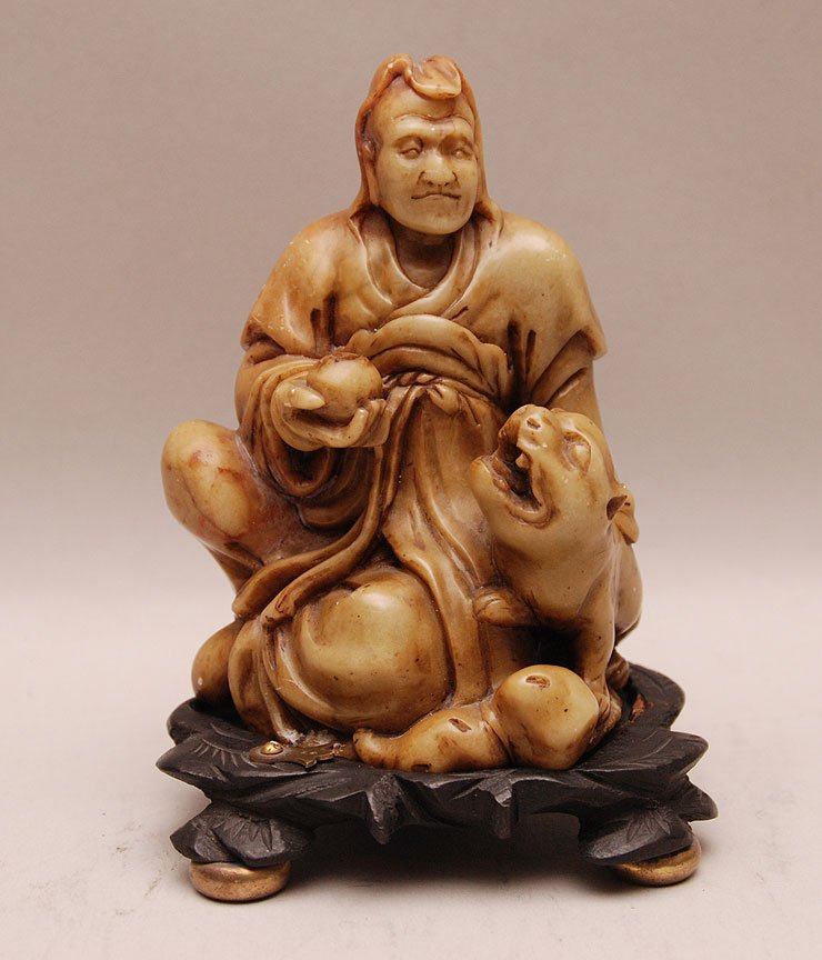 Chinese soapstone figure, 4 1/2"h x 3 1/2"w: Chinese soapstone figure, 4 1/2"h x 3 1/2"w