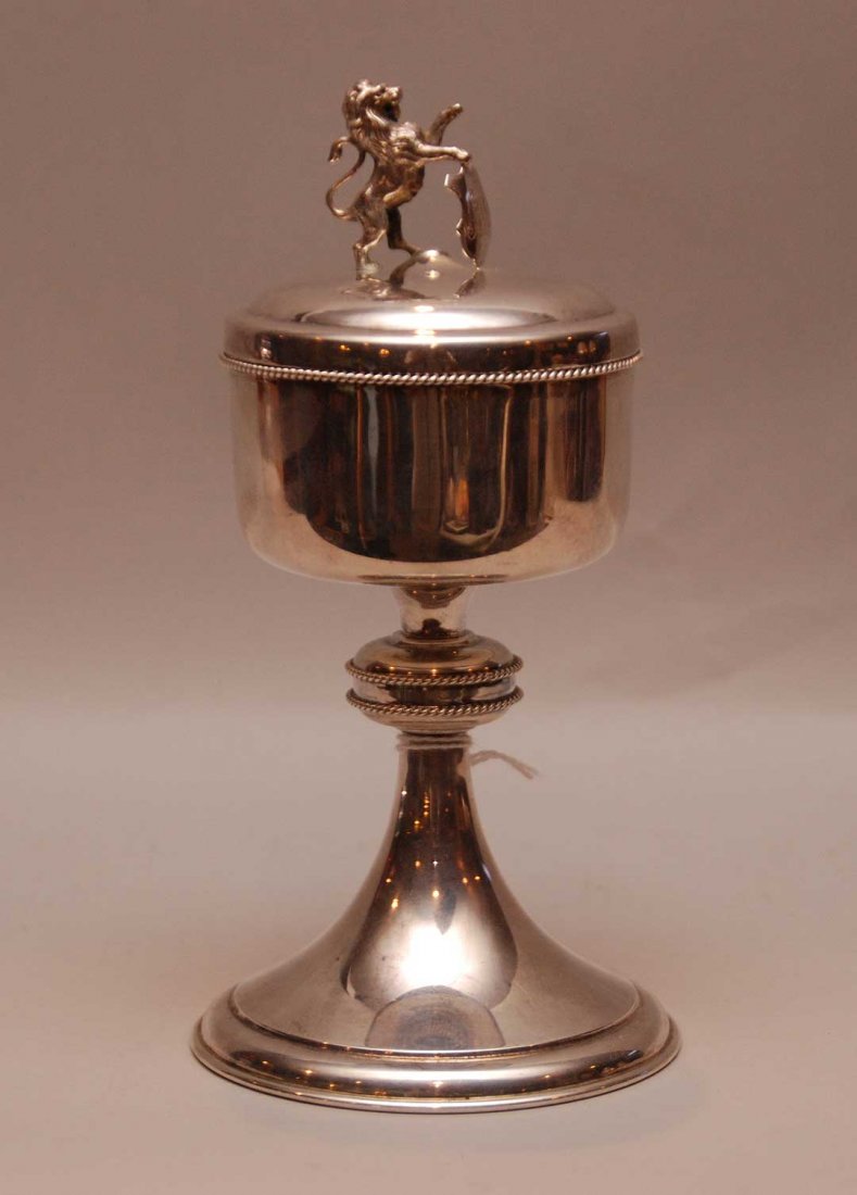 English Sterling Chalice and Cover with figural lion: English Sterling Chalice and Cover with figural lion finial. Condition: good with minor normal wear. Ht. 8" 10oz. Troy