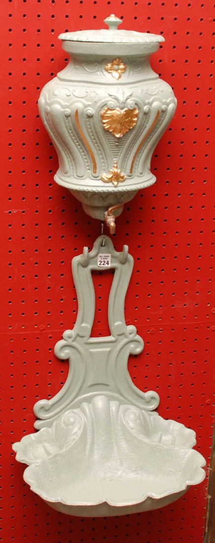 Lavabo, cast iron, 19th c, 20"h: Lavabo, cast iron, 19th c, 20"h