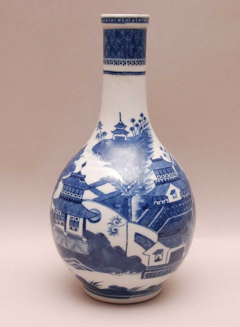 Antique Chinese Blue & White Porcelain Vase.: Antique Chinese Blue & White Porcelain Vase. Condition: good with minor normal wear. Ht. 9 3/4"