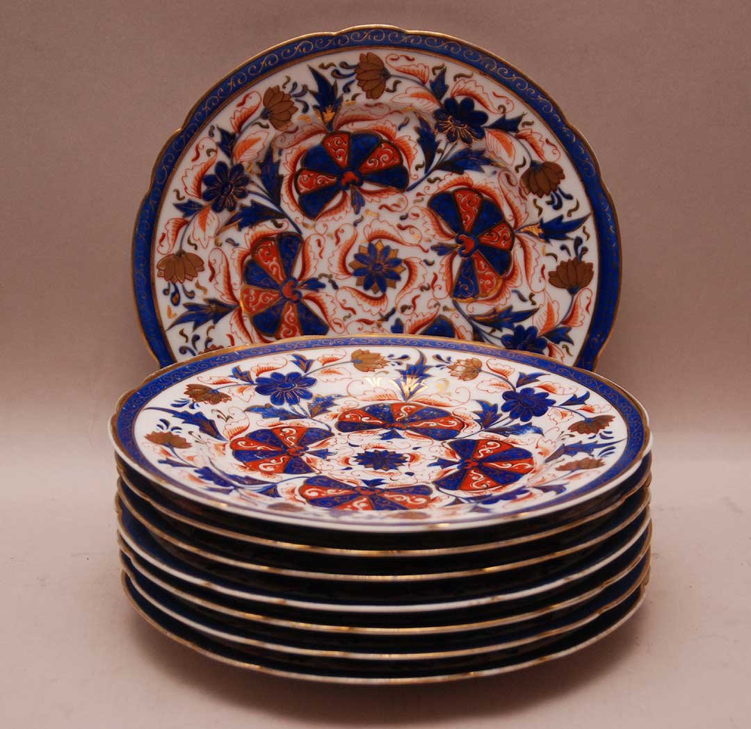 8 antique Derby Imari pattern plates, 8 1/2"dia: 8 antique Derby Imari pattern plates, 8 1/2"dia