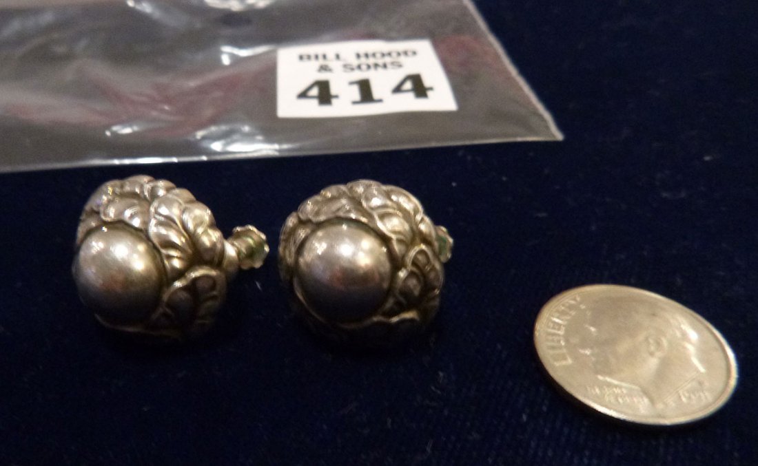 Ladies sterling silver button style earrings (#74): Ladies sterling silver button style earrings (#74) weighing 7.99 grams by Georg Jensen