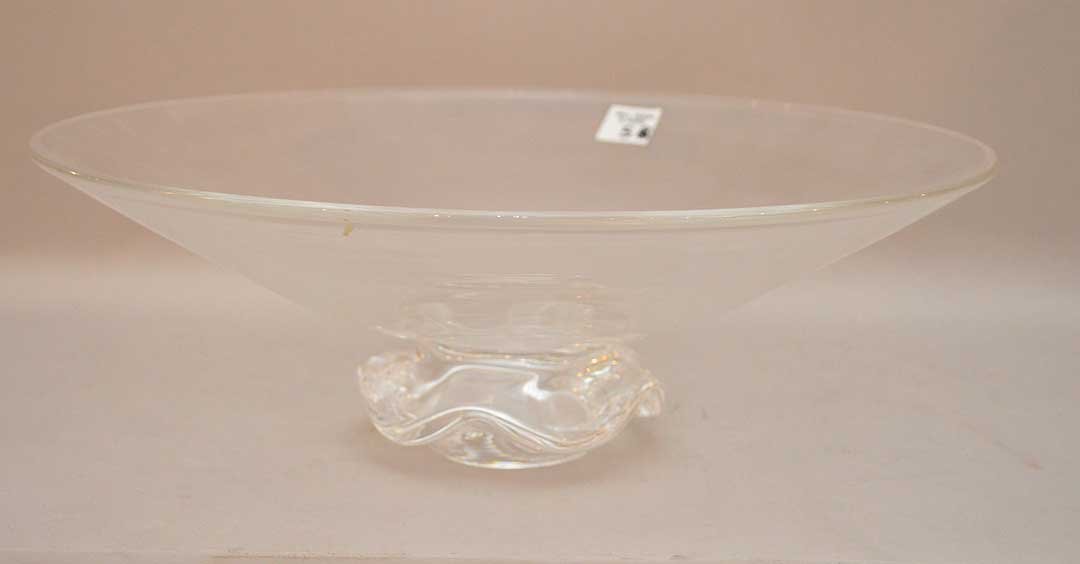 Steuben centerpiece bowl, 6"h x 14 1/2"w (1 of 2)