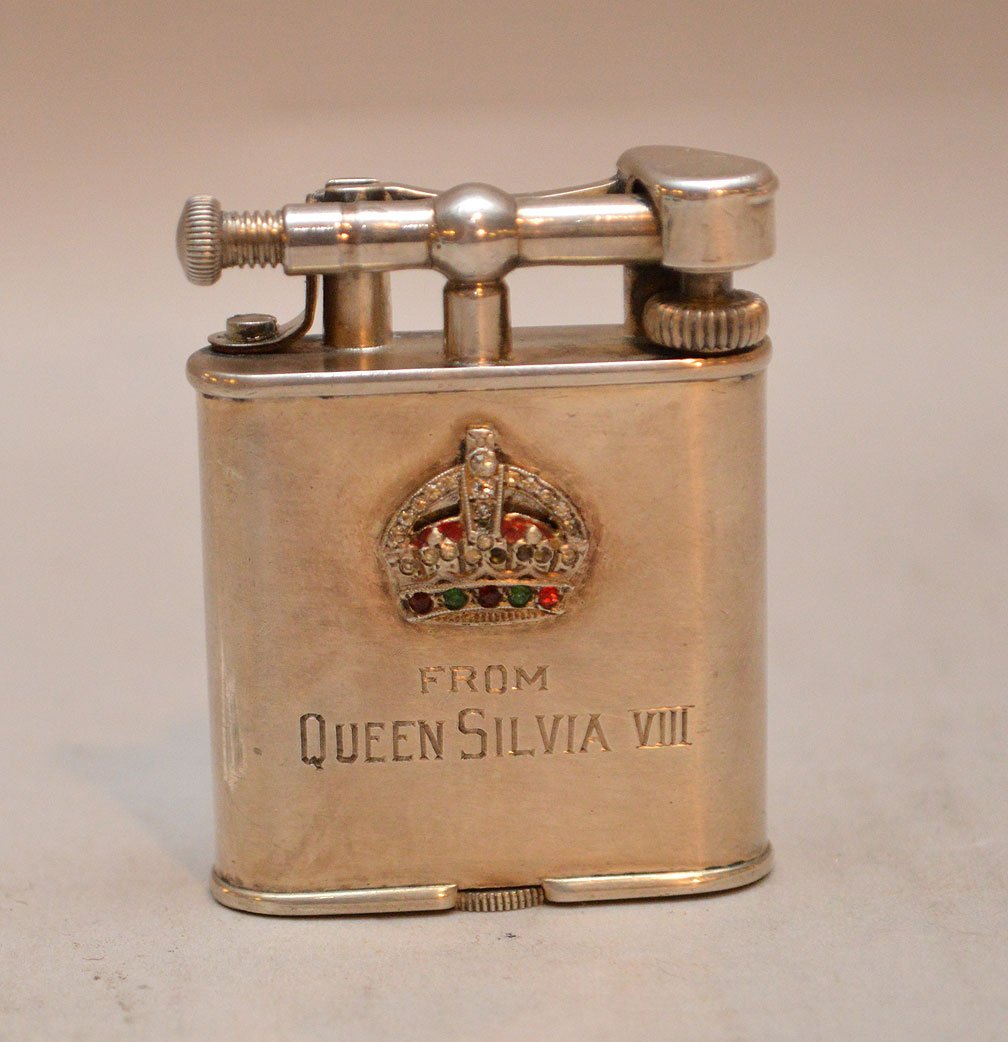 Alfred Dunhill lighter, precious stones in crown, (1 of 3)